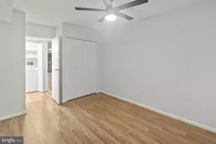 9743 Kings Crown Ct, Fairfax, VA 22031 - Photo 10