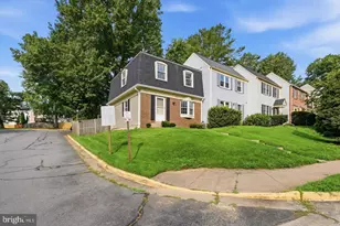 3158 Ellenwood Dr, Fairfax, VA 22031 - Photo 2