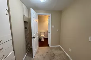 8562 Koluder Ct, Lorton, VA 22079 - Photo 10