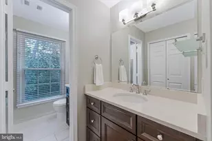 13109 Laneview Ct, Herndon, VA 20171 - Photo 30
