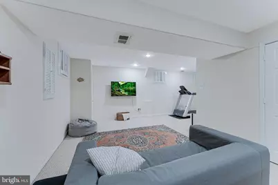 13109 Laneview Court, Herndon, VA 20171 - Photo 32