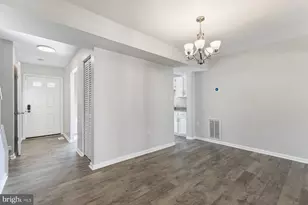 5416 New London Park Dr, Fairfax, VA 22032 - Photo 10