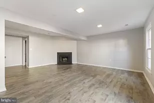 5416 New London Park Dr, Fairfax, VA 22032 - Photo 30