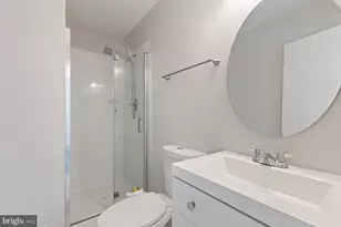 5416 New London Park Dr, Fairfax, VA 22032 - Photo 28