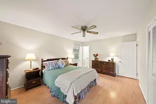 13127 Madonna Ln, Fairfax, VA 22033 - Photo 4