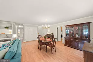 13127 Madonna Ln, Fairfax, VA 22033 - Photo 16