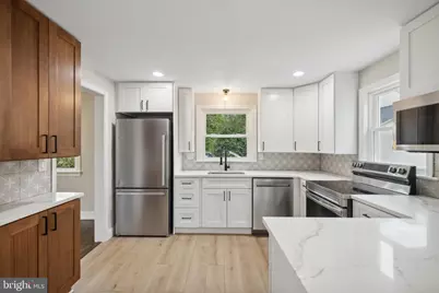 6712 S Benson Drive, Alexandria, VA 22306 - Photo 8