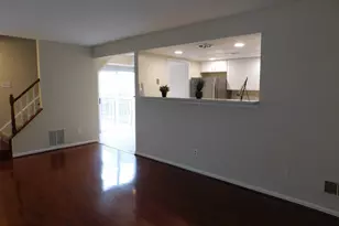 9538 Hagel Cir, Lorton, VA 22079 - Photo 10