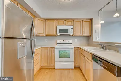 6015 Curtier Drive #E, Alexandria, VA 22310 - Photo 6