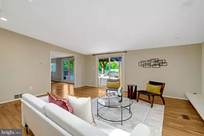 7113 Carol Lane, Falls Church, VA 22042 - Photo 14
