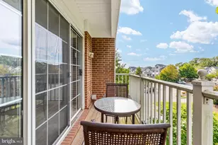 12789 Fair Crest Ct, Fairfax, VA 22033 - Photo 14