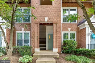 12789 Fair Crest Ct, Fairfax, VA 22033 - Photo 4