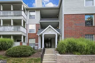 3921 Penderview Dr, Fairfax, VA 22033 - Photo 1