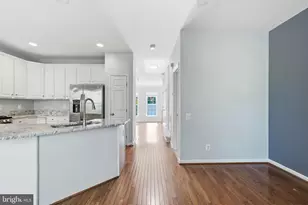 12880 Fair Valley Ct, Fairfax, VA 22033 - Photo 8
