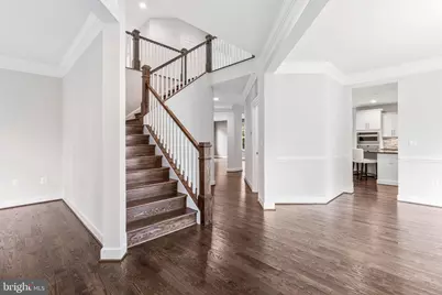 7223 Pine Drive, Annandale, VA 22003 - Photo 6