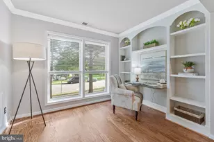 3175 Summit Dr, Oakton, VA 22124 - Photo 8