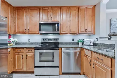 3175 Summit Drive #5-B9, Oakton, VA 22124 - Photo 12