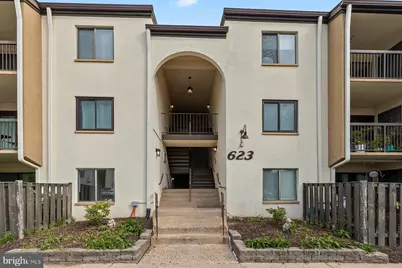 623 Center Street #T3, Herndon, VA 20170 - Photo 1