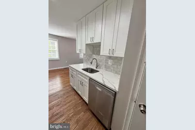 9926 Lakepointe Court, Burke, VA 22015 - Photo 6