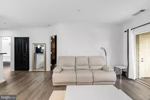 12919 Alton Square, Herndon, VA 20170 - Photo 6