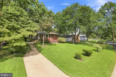 9216 Brian Drive, Vienna, VA 22180 - Photo 2