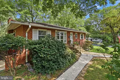9216 Brian Drive, Vienna, VA 22180 - Photo 6