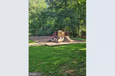 2922 Oakborough Square, Oakton, VA 22124 - Photo 10