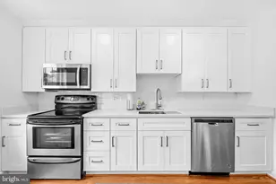 3050 Federal Hill Dr, Falls Church, VA 22044 - Photo 16