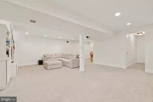 13207 Wrenn House Ln, Herndon, VA 20171 - Photo 32