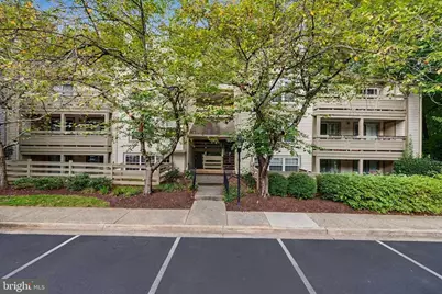11717 Karbon Hill Court #712B, Reston, VA 20191 - Photo 4