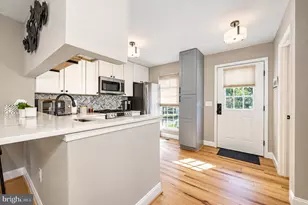 6500 Old Carriage Ln, Alexandria, VA 22315 - Photo 8