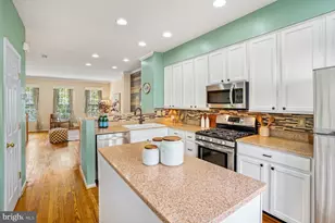 5313 Chieftain Cir, Alexandria, VA 22312 - Photo 8