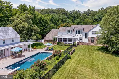 8133 Georgetown Pike, McLean, VA 22102 - Photo 4
