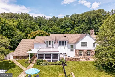 8133 Georgetown Pike, McLean, VA 22102 - Photo 10