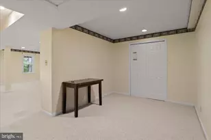 2026 Westwood Forest Dr, Vienna, VA 22182 - Photo 18
