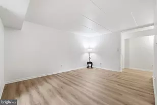 2341 Freetown Ct, Reston, VA 20191 - Photo 10