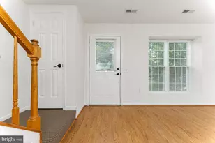 6618 Morning View Ct, Alexandria, VA 22315 - Photo 4