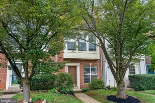 2426 Corn Crib Ct, Herndon, VA 20171 - Photo 2