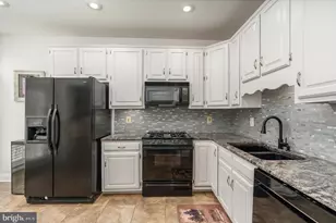 2164 Wolftrap Ct, Vienna, VA 22182 - Photo 14