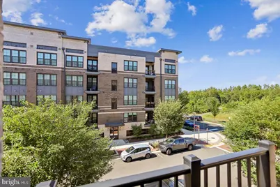 2319 Field Point Road #203, Oak Hill, VA 20171 - Photo 30