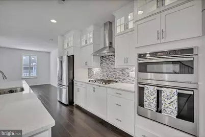 3061 Alan Shepard Street, Herndon, VA 20171 - Photo 8