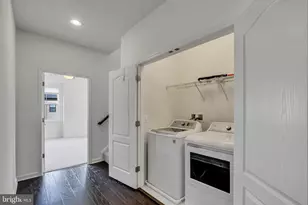 3061 Alan Shepard St, Herndon, VA 20171 - Photo 26