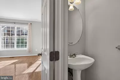[Address not provided], Alexandria, VA 22310 - Photo 16