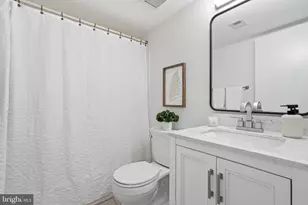 11559 Rolling Green Ct, Reston, VA 20191 - Photo 14