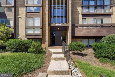 11559 Rolling Green Court #300, Reston, VA 20191 - Photo 2