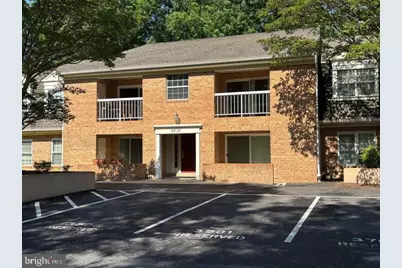 5835 Cove Landing Road #304, Burke, VA 22015 - Photo 2