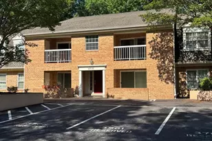 5835 Cove Landing Rd, Burke, VA 22015 - Photo 2