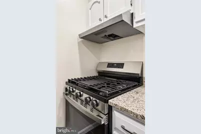 5835 Cove Landing Road #304, Burke, VA 22015 - Photo 14