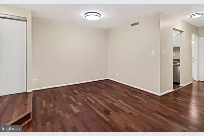 5835 Cove Landing Road #304, Burke, VA 22015 - Photo 10