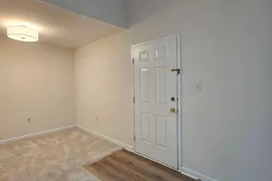 7705 Lexton Pl, Springfield, VA 22152 - Photo 2
